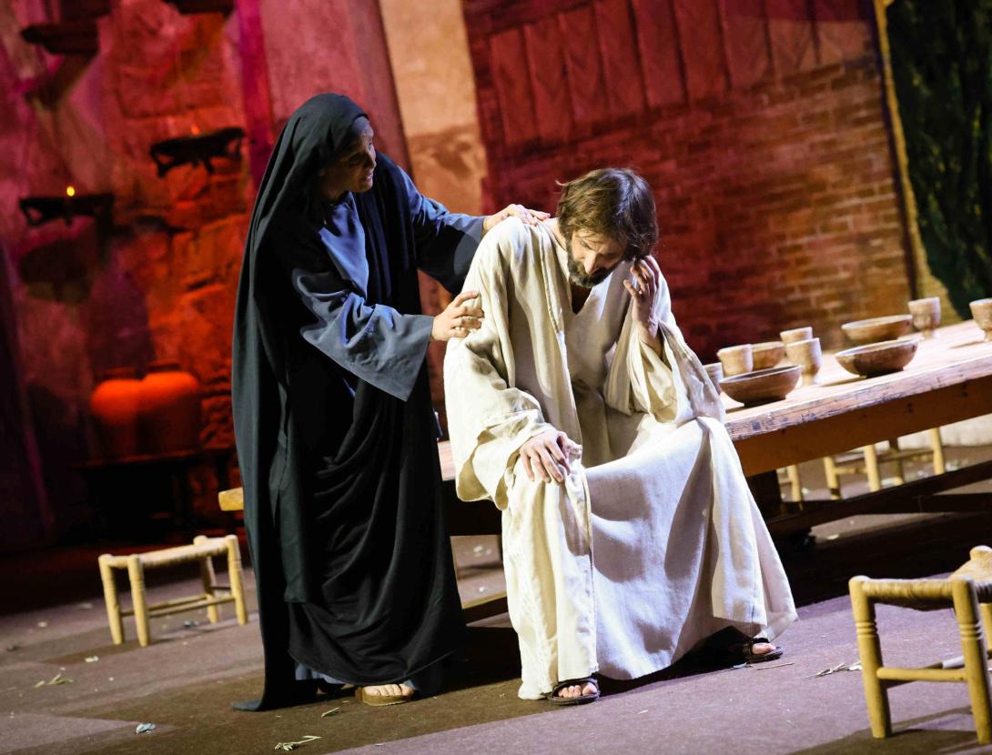 La Passió d'Olesa de Montserrat