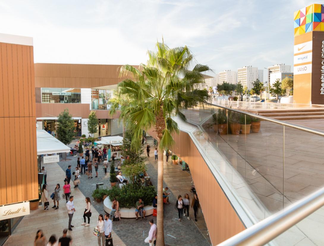 SUPERDIJOUS&amp;SHOPPINGNIGHT A VILADECANS THE STYLE OUTLETS