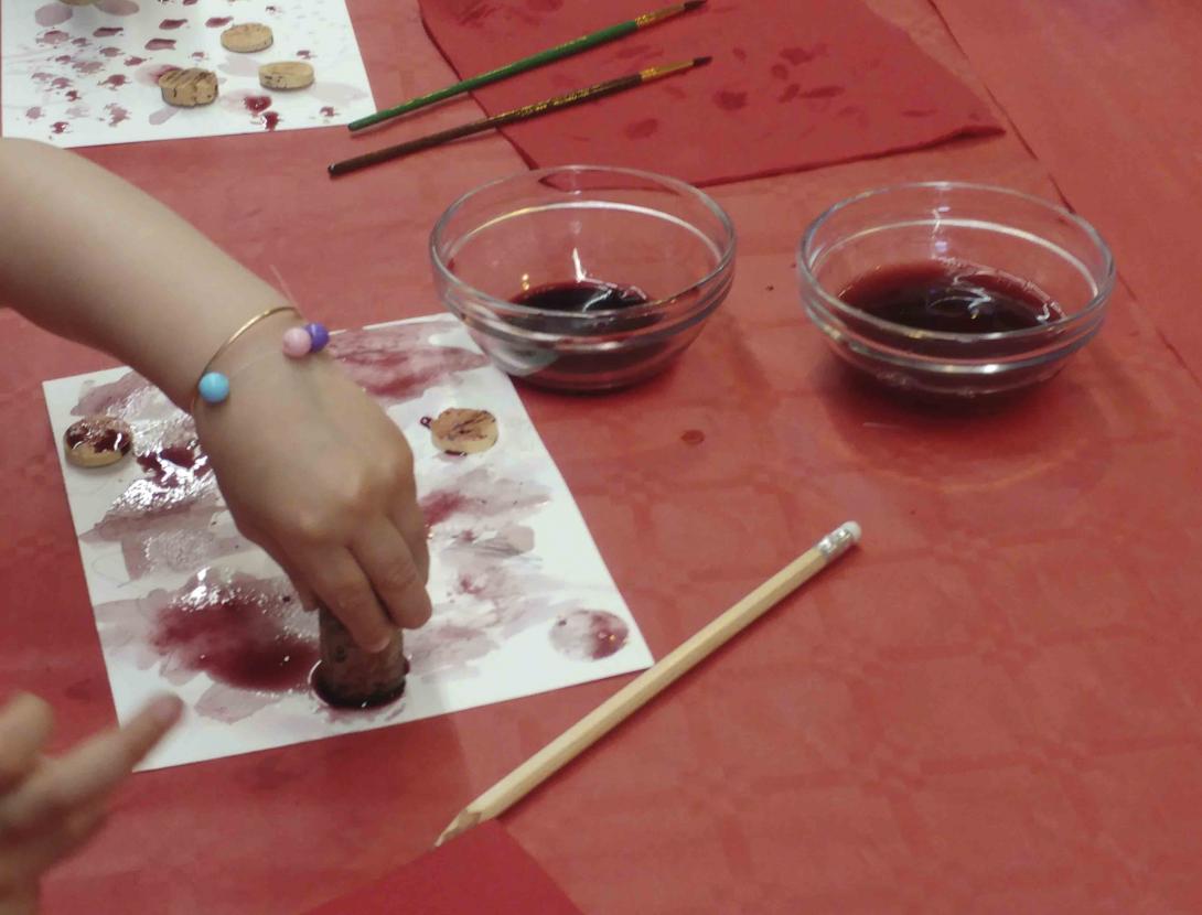 Tallers de pintura amb vi