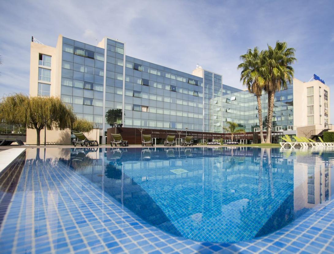 Visita Castelldefels i la seva platja aquest estiu!