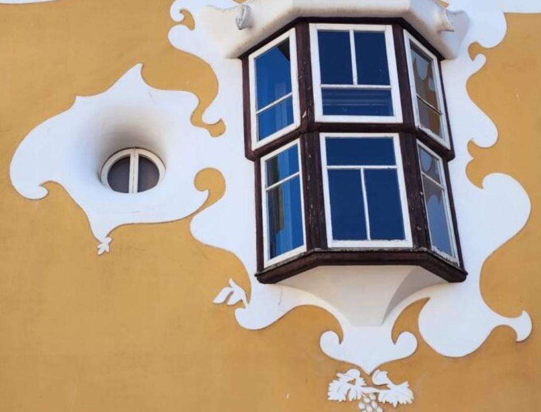 Portes i finestres a l'univers de Jujol