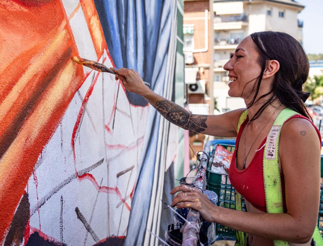 Mural Irene Lopez Kromatic Sant Andreu
