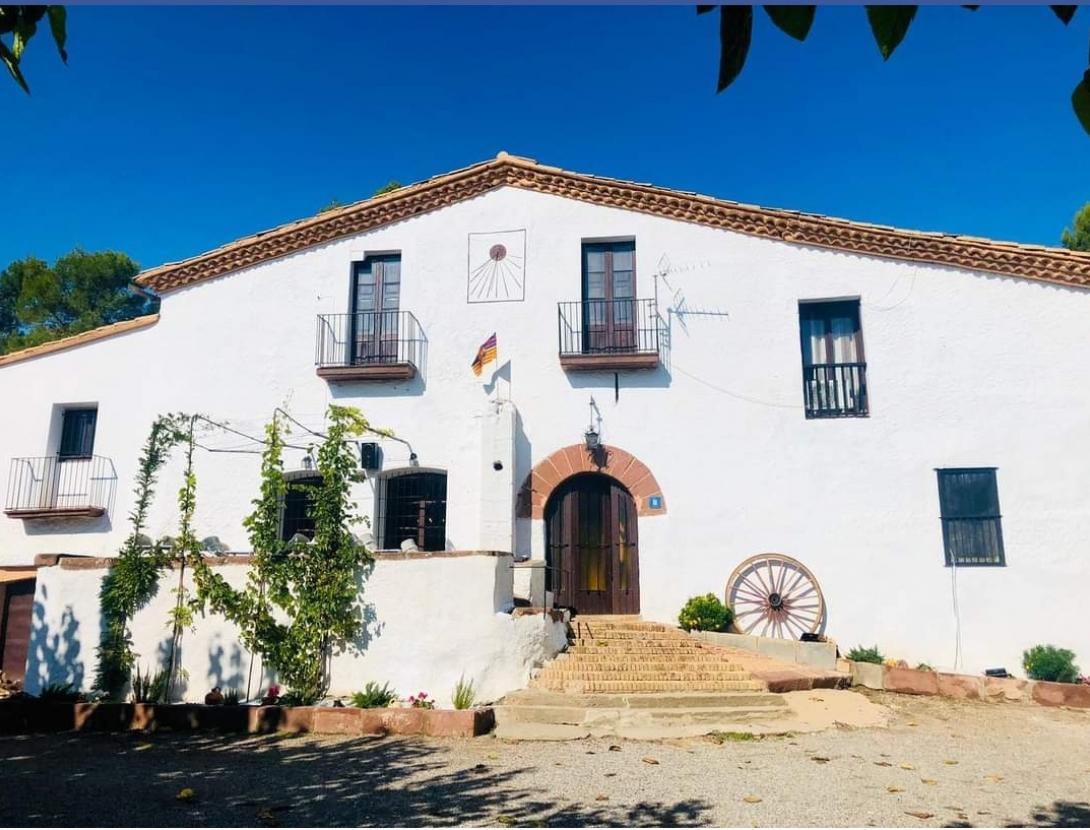 Masia Can Guitart Vell