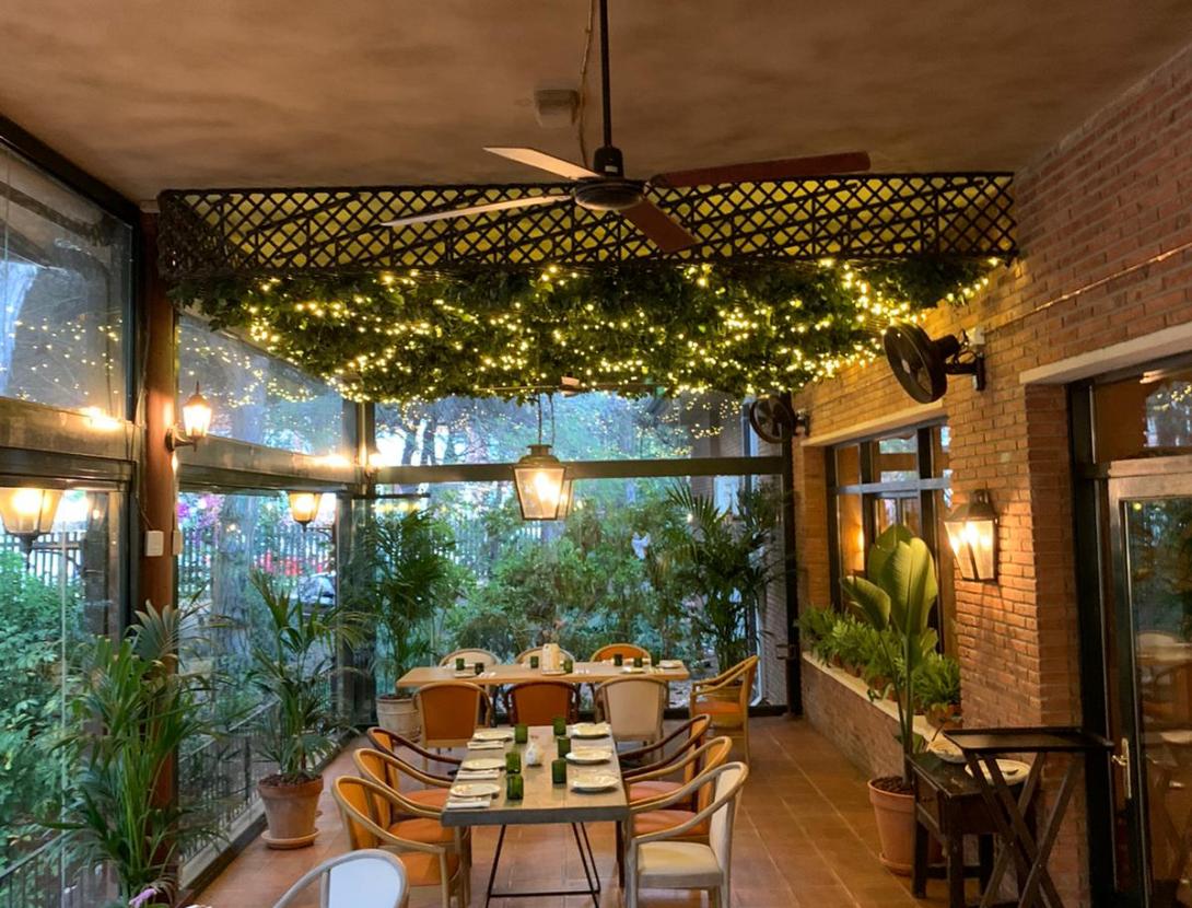 Food and Music Management SL